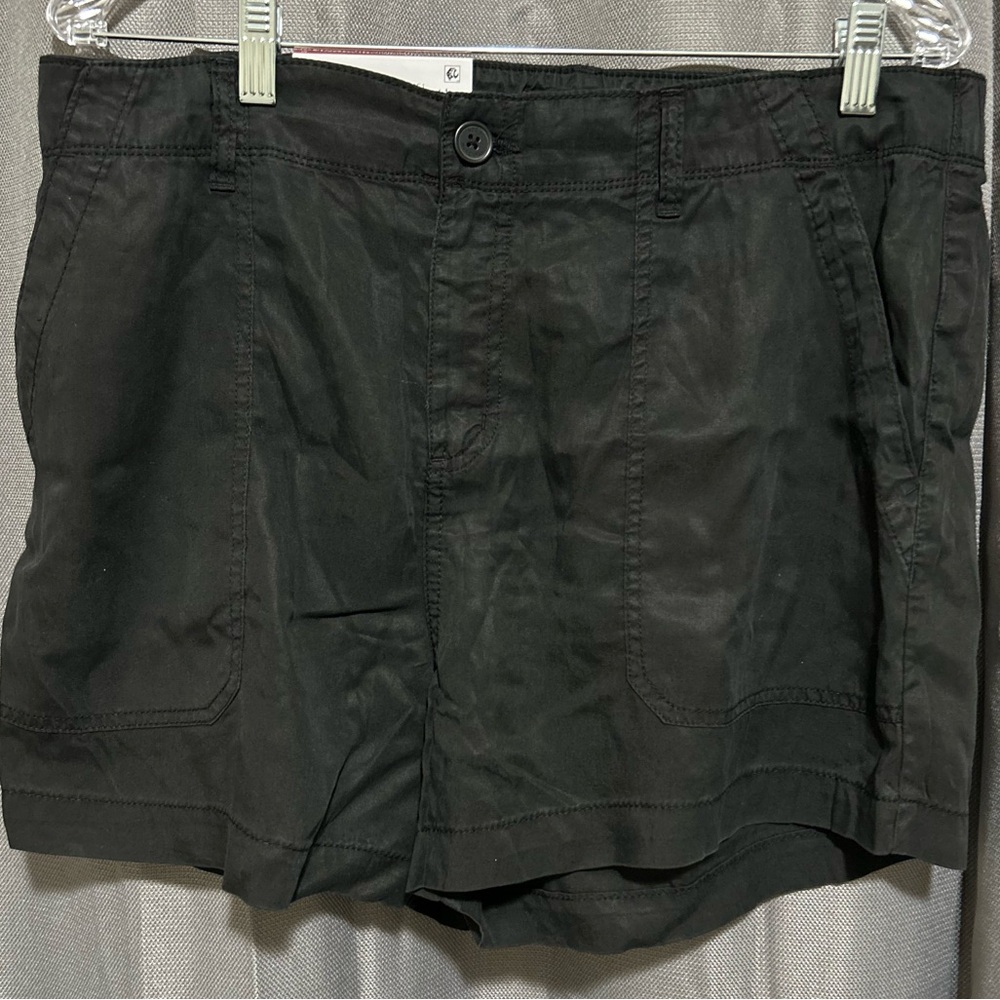 Women’s Washed Black Fortune Tencel Shorts